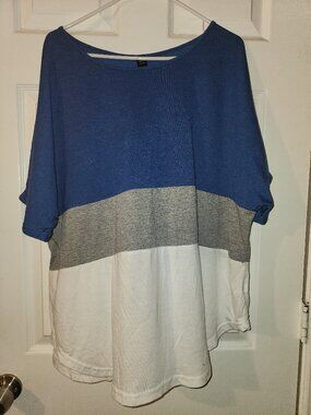 Emery Rose Blue Colorblock Dolman Sleeve Top | Women's 4XL | Casual Oversized